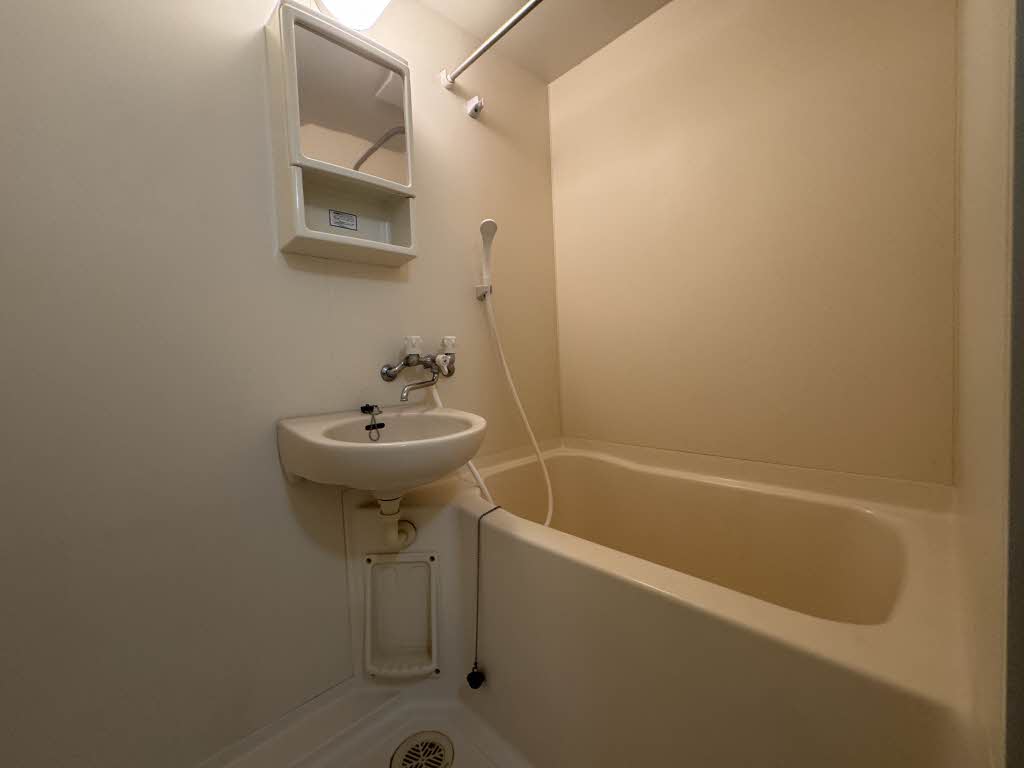 シャーメゾン・エム 102号-6