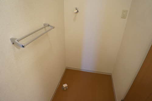 パレス・アザレアＡ 201号-13