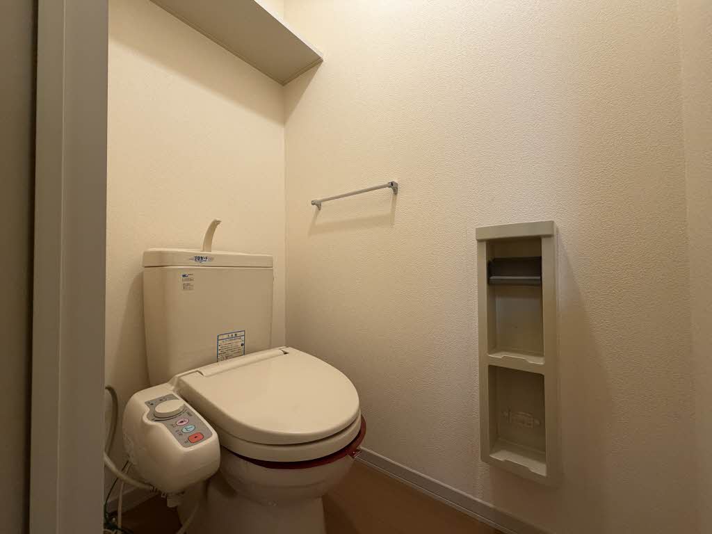 パレス・アザレアＤ 102号-7