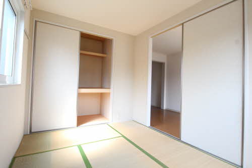 パレス・アザレアＤ 202号-10