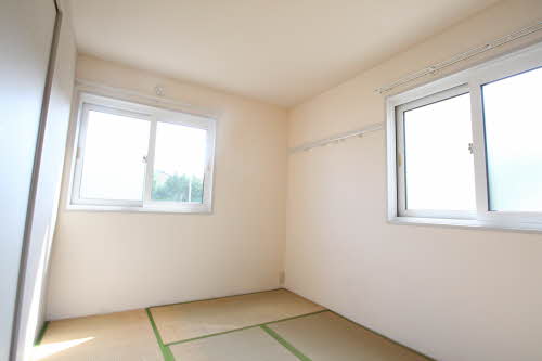 パレス・アザレアＤ 202号-11