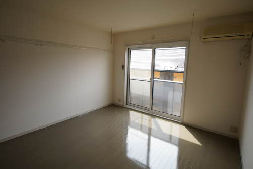 グラン・サラナ D 205号-3