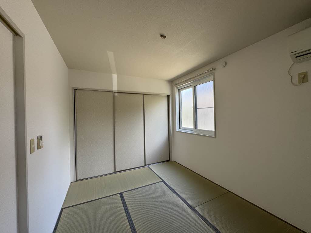 フォレストグリーン 102号-11