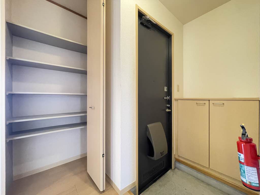 メゾン・ポポフ 102号-8