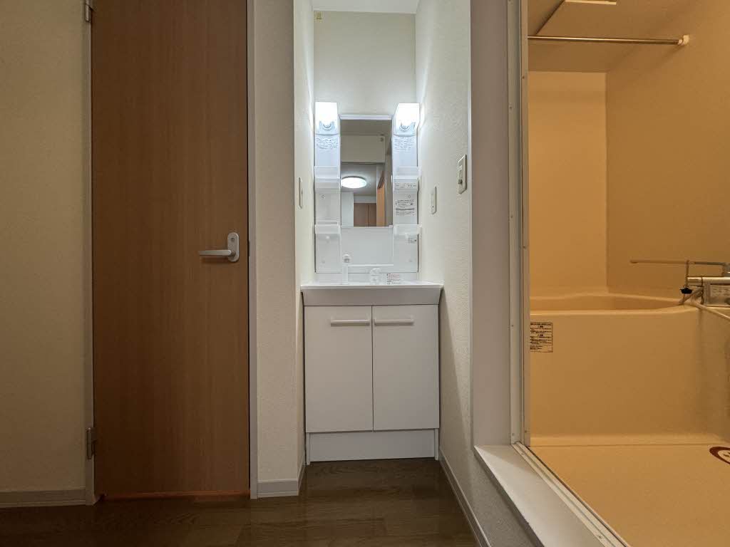 バリュージュ・アキノ 101号-8