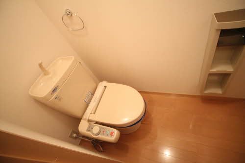 メゾン・シャルマン桜台 102号-2