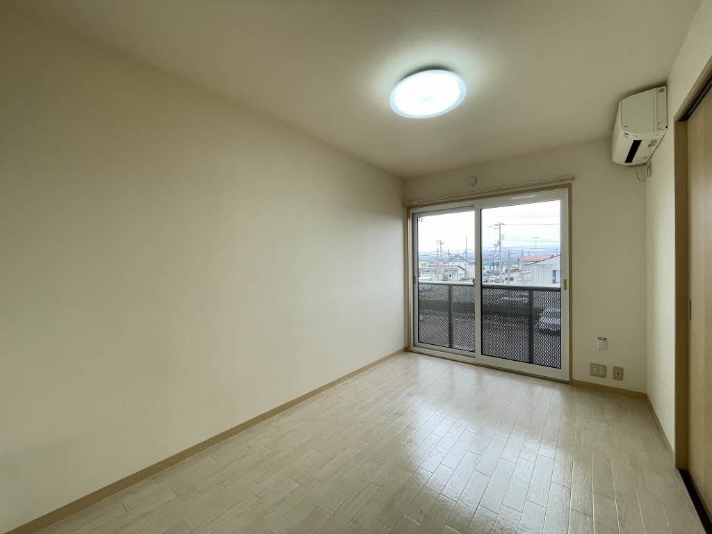 ホワイトオーク・ハイツ　Ａ 203号-2