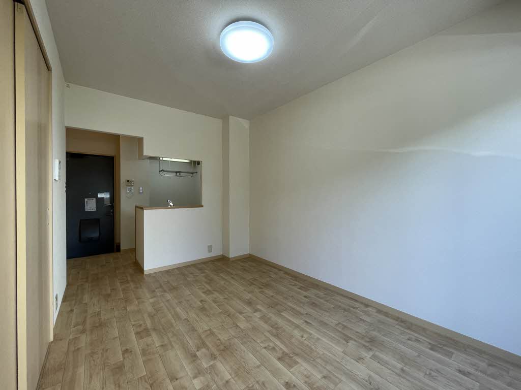 プレザント・ハウスM 6 101号-3