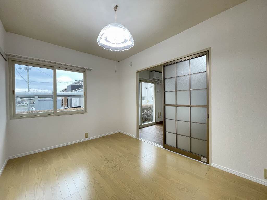 ルミネス日高見 A 101号-8