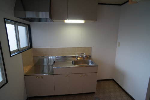 タウニィ若宮 103号-4