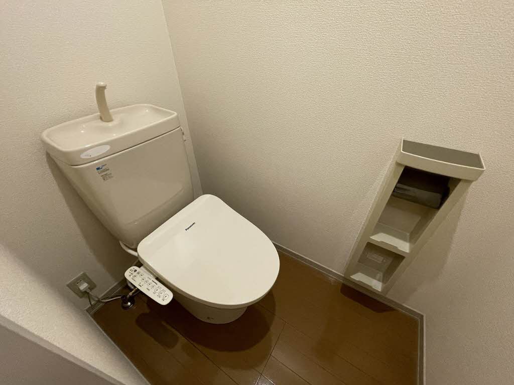 シャーメゾン泉 201号-6