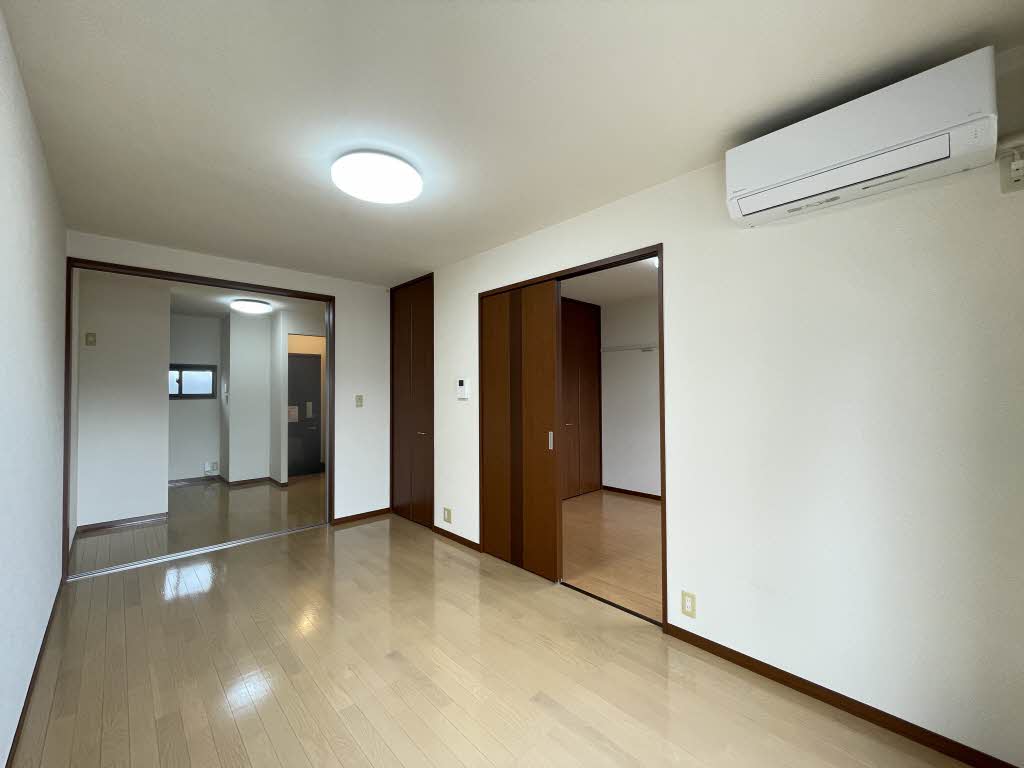 ハイツ・タカＱ 102号-3