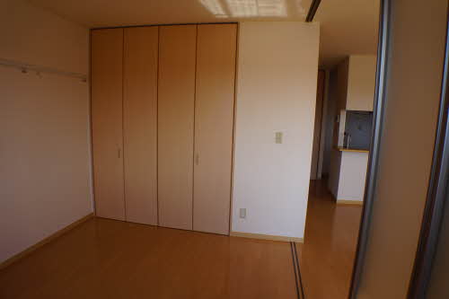 シャーメゾン・ヤマト 202号-11