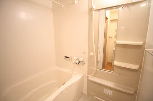 シャーメゾンさくら通り　Ｂ 102号-2