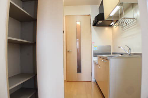 ホワイトナイト 201号-3