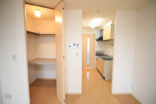 ホワイトナイト 201号-7