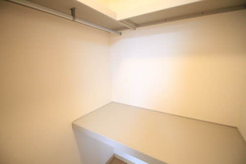 ホワイトナイト 201号-8