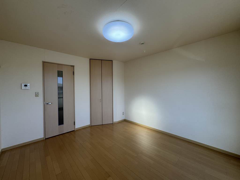 シャーメゾン大森 201号-10