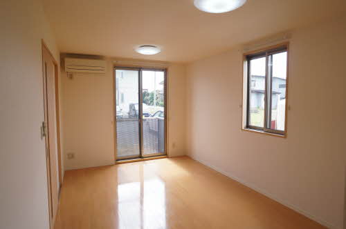 ヴィラグレース C 101号-3