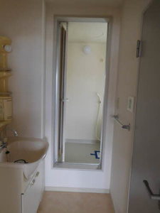 ロイヤルパレス城東 A 203号-4