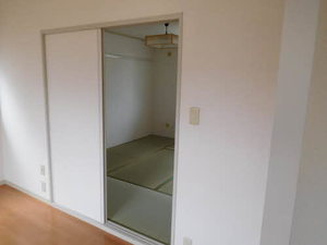 ロイヤルパレス城東 A 203号-10