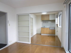 ロイヤルパレス城東　Ｂ 105号-3