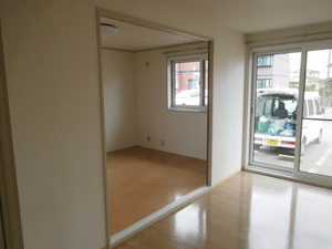 エミネンスB 102号-3