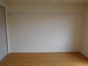 ウィスタリア東通 201号-7