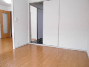 サンリバーＣ 102号-4