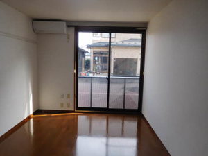 千秋コーポ駅東 103号-10