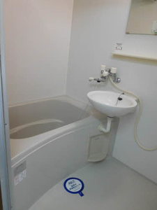 千秋コーポ駅東 105号-5