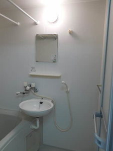 千秋コーポ駅東 105号-6