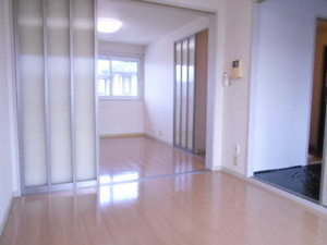 ブルーレトワール 202号-3