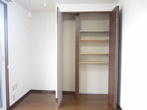 ロイヤルハイツ広面A 201号-4