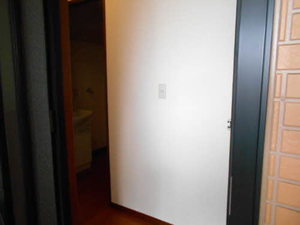 ヴィラージュＣ 201号-4