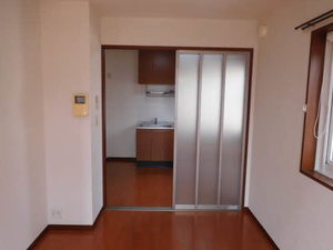 ヴィラージュＣ 202号-4