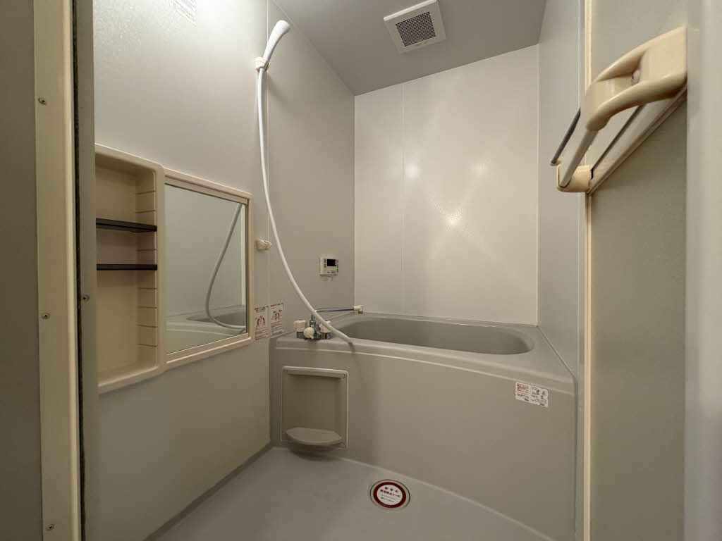 バリュージュ東通 102号-6