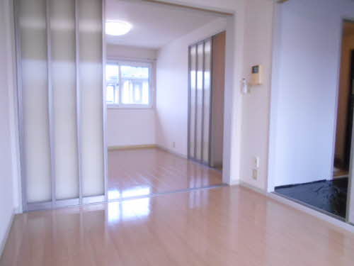 ブルーレトワール 202号-3