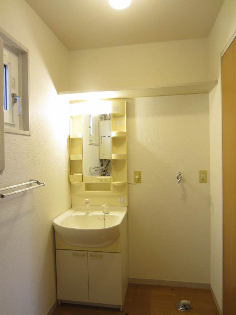 ルミエールＣ 102号-11