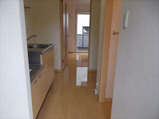 ラゼール　カーザ 105号-4