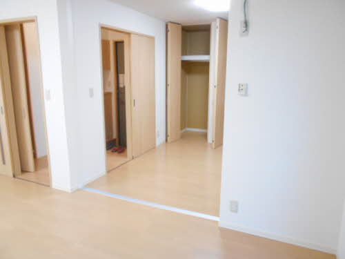 プロムナードＣ 102号-6