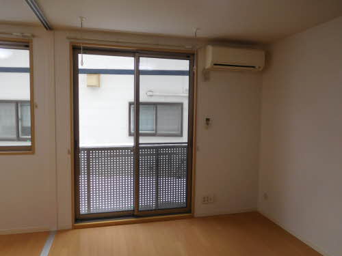 イーストコート 102号-9