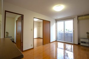 シャーメゾンメイＣ 102号-2