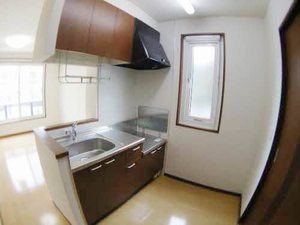 シャーメゾン・ポルト 201号-4