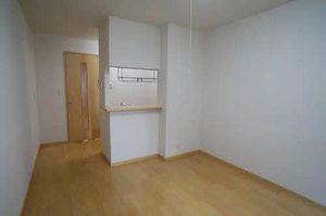 シャーメゾンルミエール 102号-3