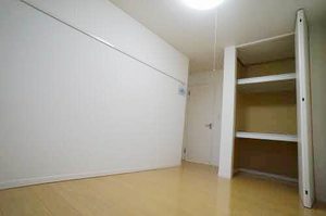 シャーメゾンカメリア 102号-4