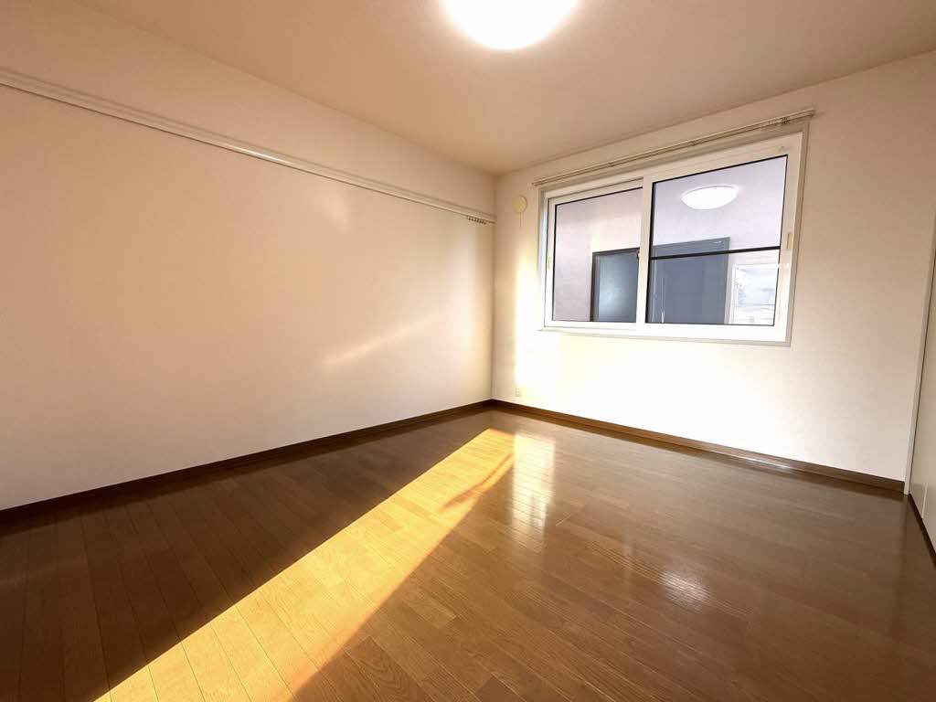 メゾン・ド・ソレイユ 102号-9