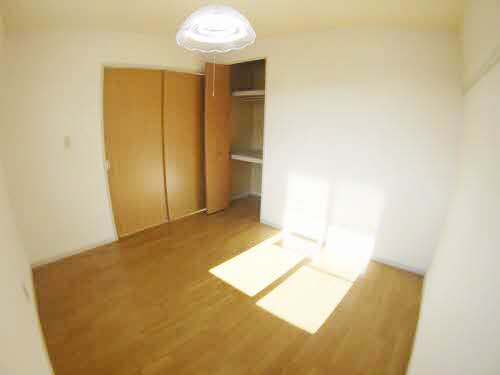 シャーメゾンルミエールＢ 102号-3