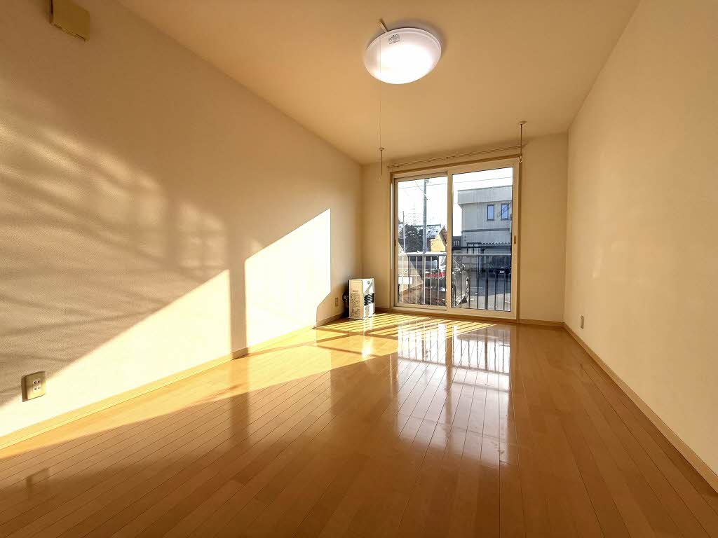 ラブリーハイツ 101号-2