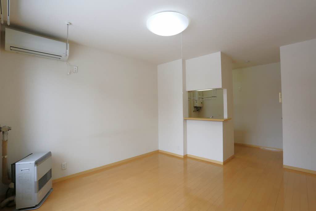 シャーメゾンサンゾーナ 101号-3